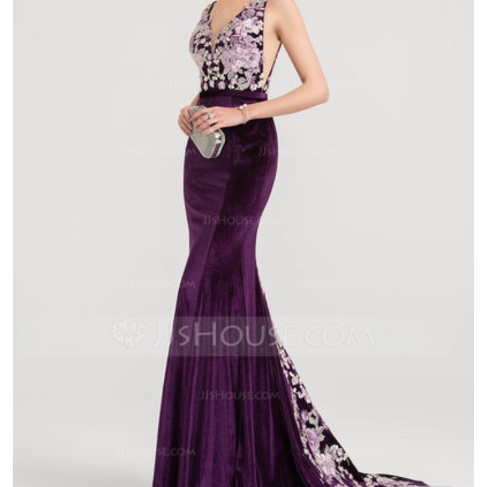 Mermaid velvet dress